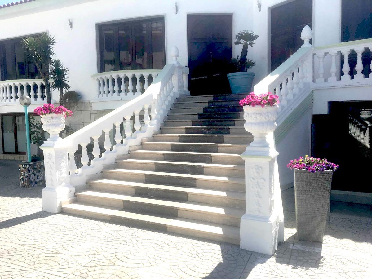 Residence R&B Tyrrhenum Monte di Procida Exterior foto