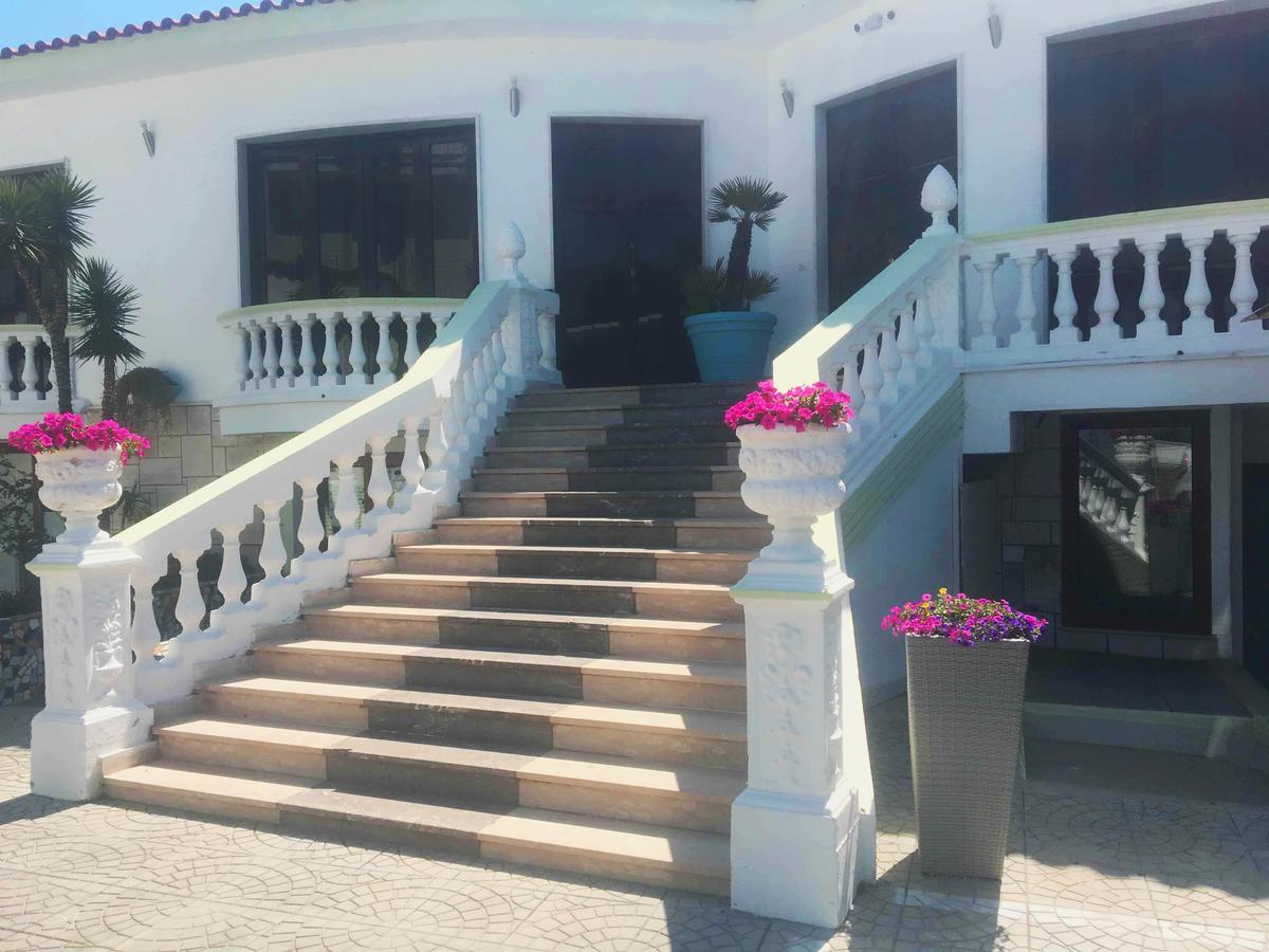 Residence R&B Tyrrhenum Monte di Procida Exterior foto