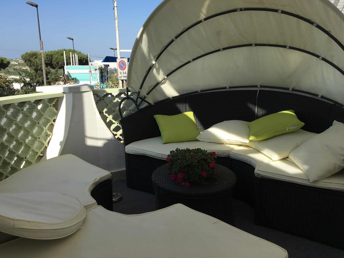 Residence R&B Tyrrhenum Monte di Procida Exterior foto